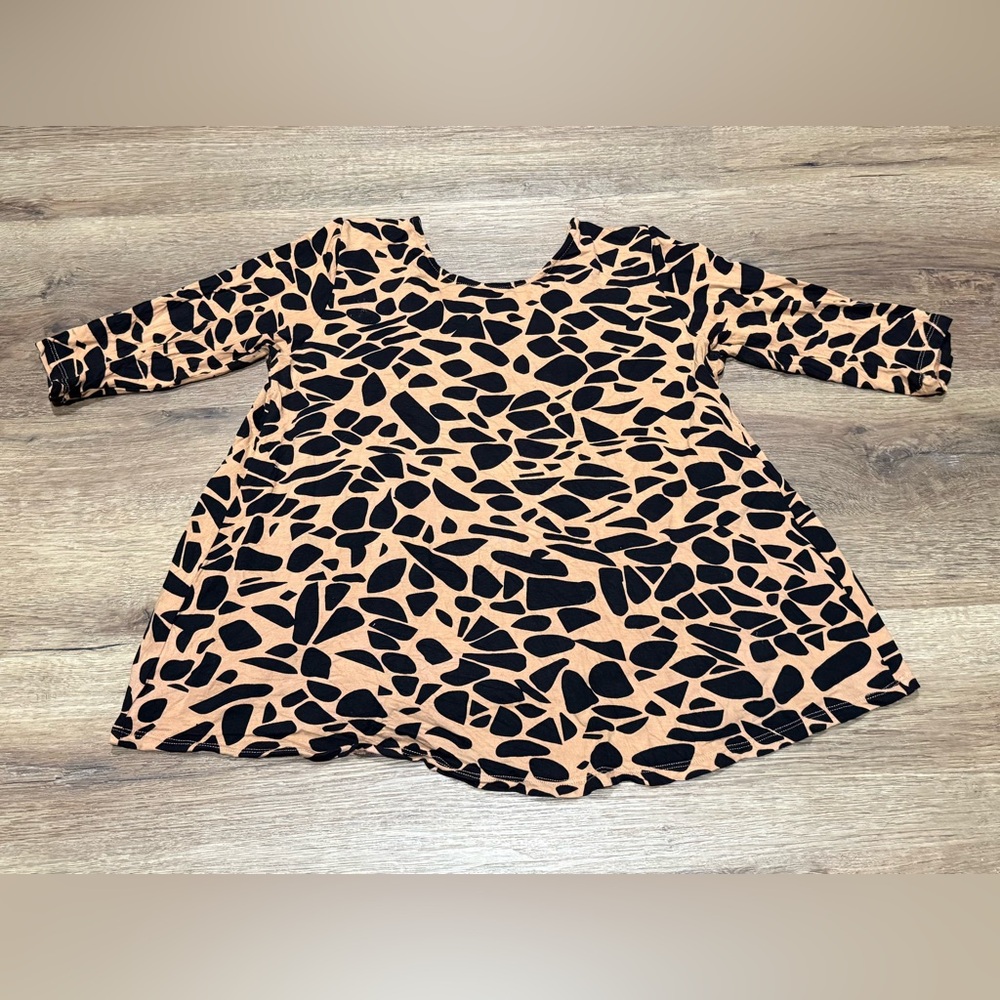 Ava Sky Black and Tan Blouse